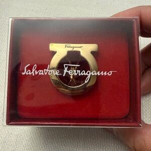 Salvatore Ferragamo Gold Gancini Scarf Ring - Women's Jewelry